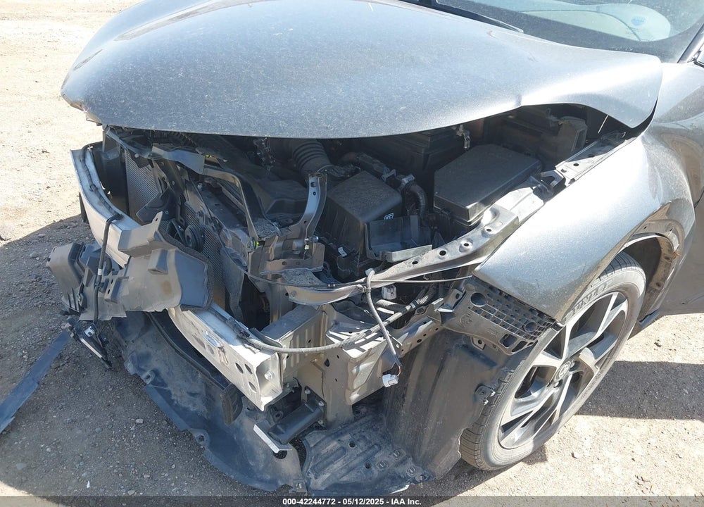 2021 TOYOTA C-HR XLE VIN: NMTKHMBX3MR123683