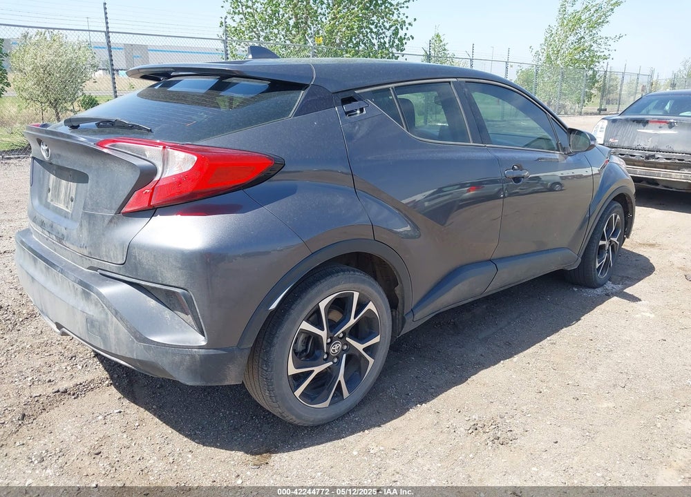 2021 TOYOTA C-HR XLE VIN: NMTKHMBX3MR123683