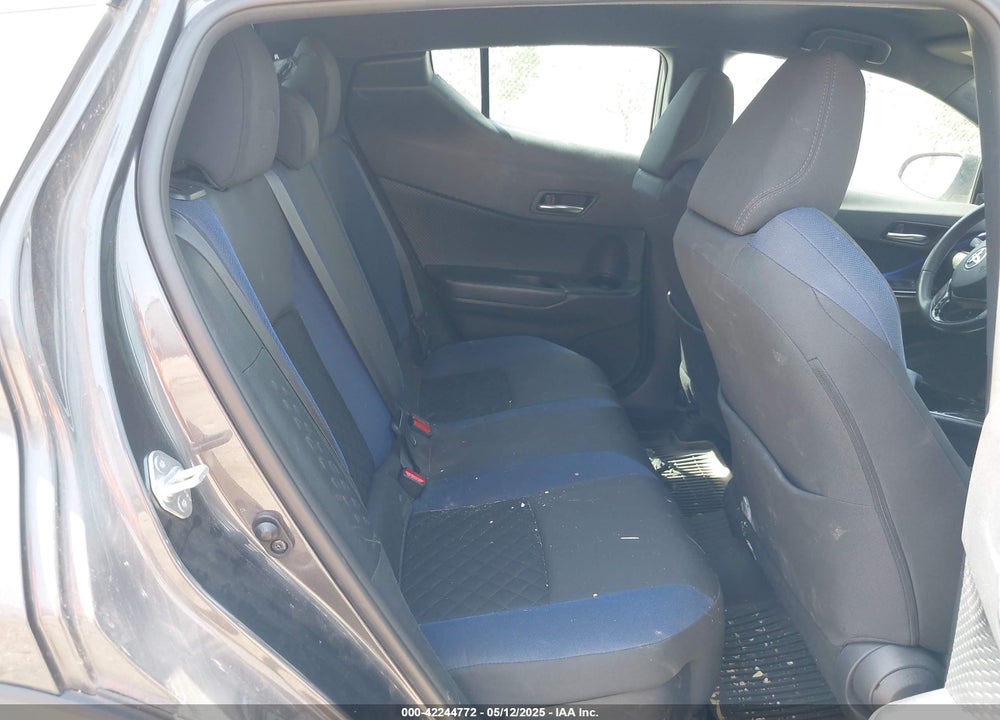 2021 TOYOTA C-HR XLE VIN: NMTKHMBX3MR123683