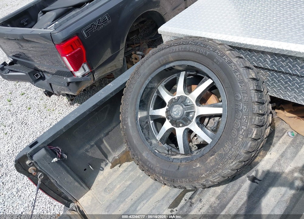 2012 RAM 1500 VIN: 1C6RD7LT5CS145917