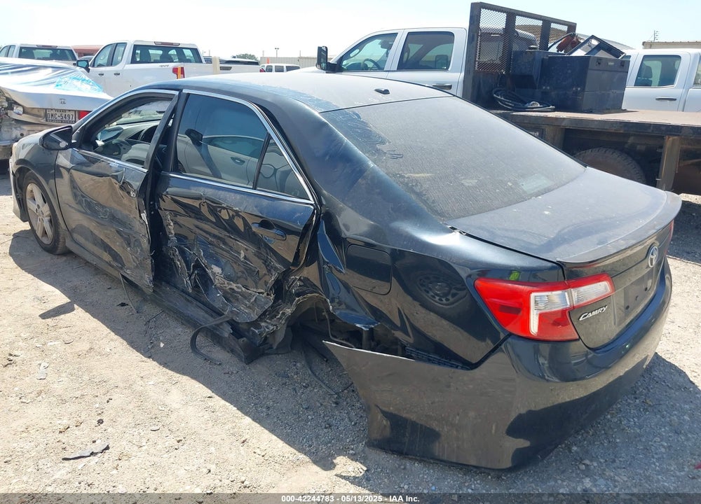 2013 TOYOTA CAMRY SE VIN: 4T1BF1FK3DU213508