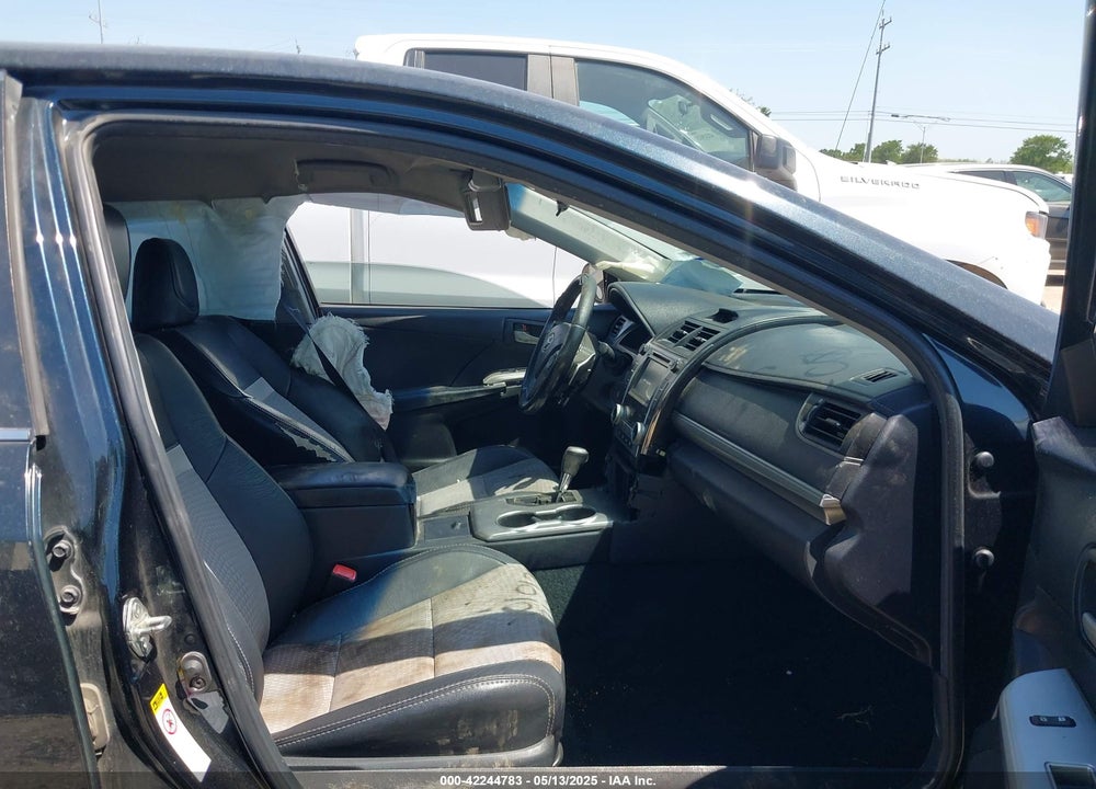 2013 TOYOTA CAMRY SE VIN: 4T1BF1FK3DU213508