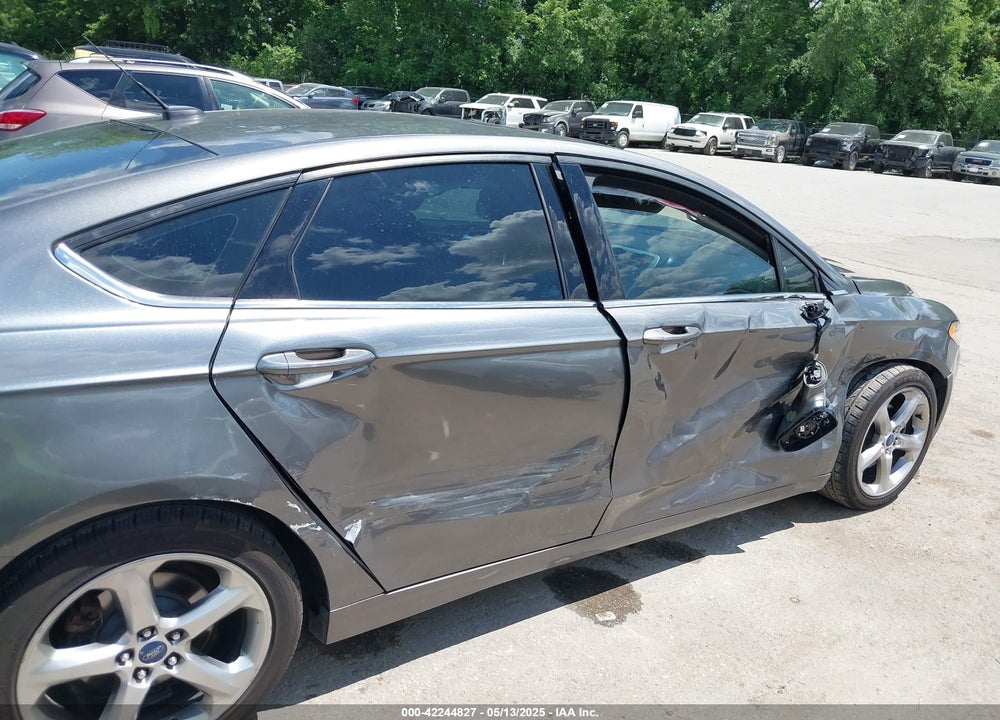 2013 FORD FUSION VIN: 3FA6P0H77DR383552