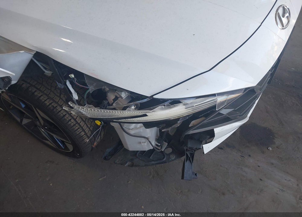 2023 HYUNDAI ELANTRA SEL VIN: 5NPLS4AG1PH097684