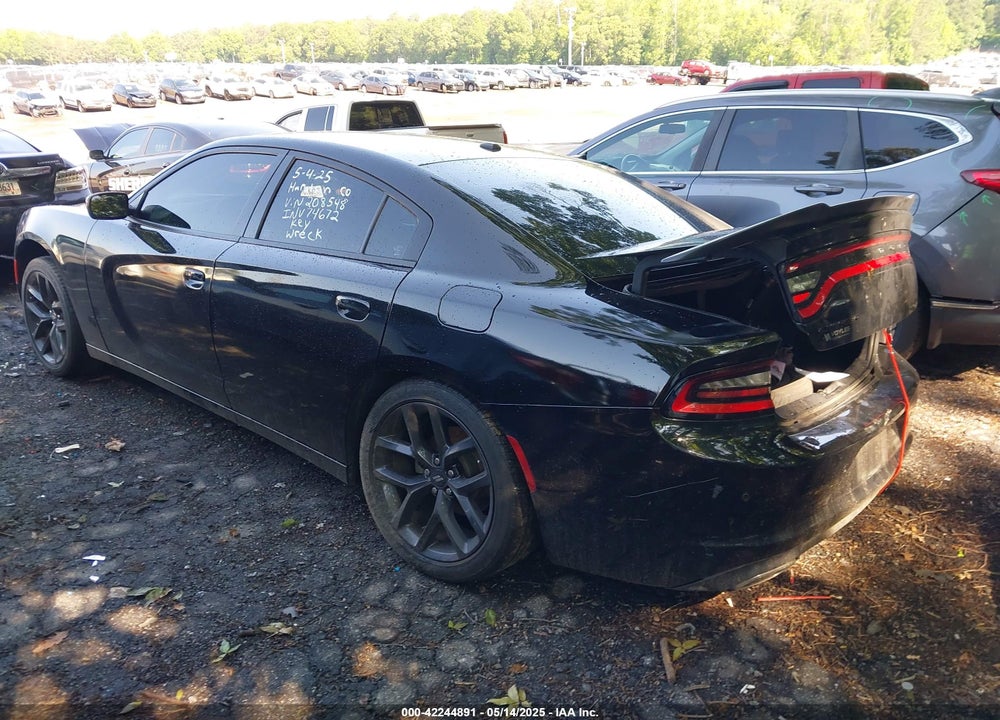 2022 DODGE CHARGER VIN: 2C3CDXBG7NH208548