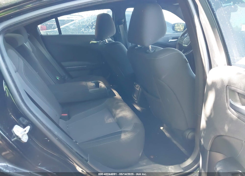 2022 DODGE CHARGER VIN: 2C3CDXBG7NH208548