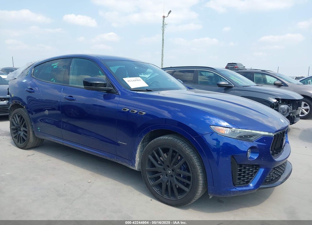 2020 MASERATI LEVANTE S GRANSPORT VIN: ZN661YUS3LX353537