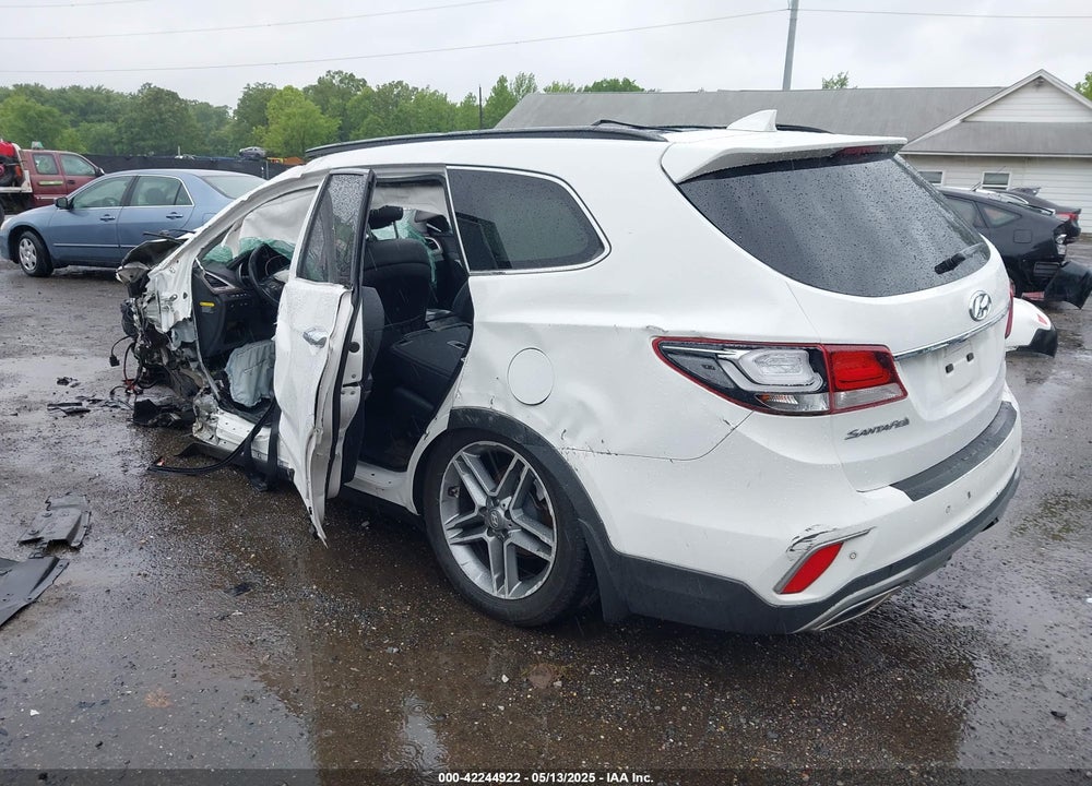 2017 HYUNDAI SANTA FE VIN: KM8SR4HF3HU256244