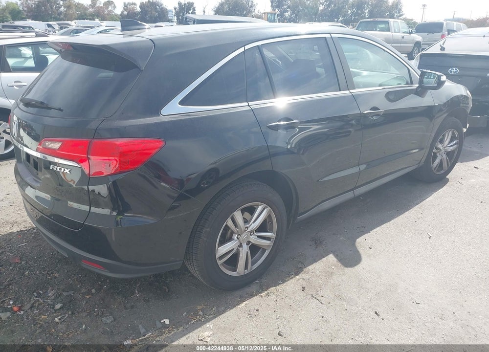 2013 ACURA RDX VIN: 5J8TB3H57DL005100
