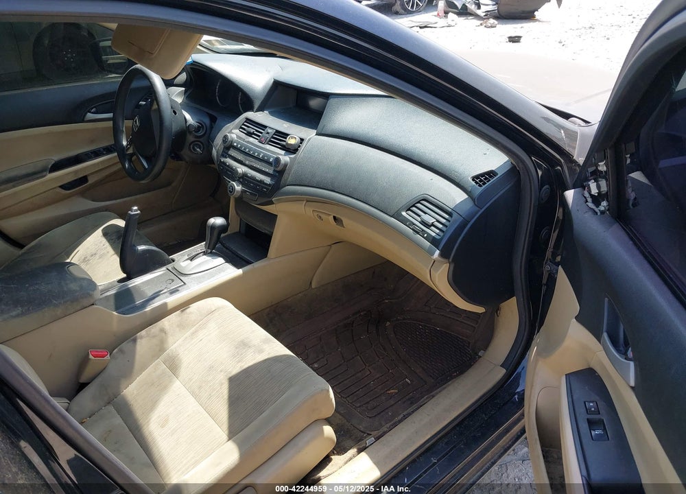 2012 HONDA ACCORD VIN: 1HGCP2F49CA055822