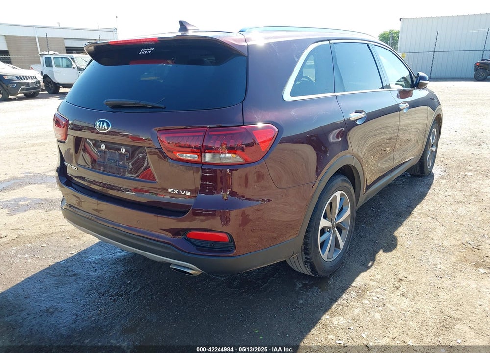 2019 KIA SORENTO VIN: 5XYPH4A52KG509349