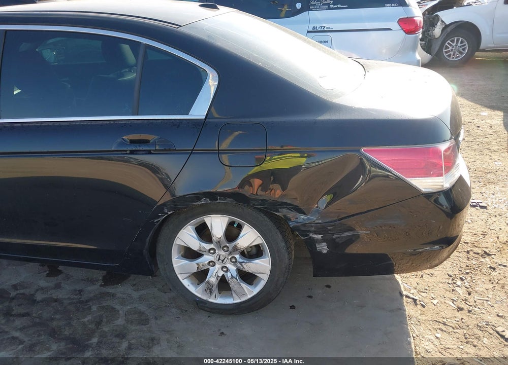 2010 HONDA ACCORD 2.4 EX-L VIN: 1HGCP2F88AA135077