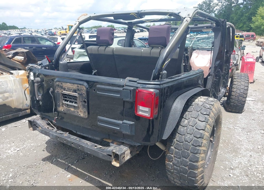 2008 JEEP WRANGLER UNLIMITED SAHARA VIN: 1J4GA59138L501621