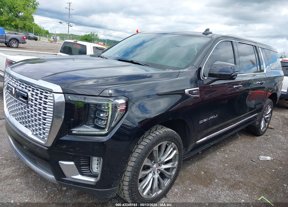2021 GMC YUKON XL 4WD DENALI VIN: 1GKS2JKL2MR142534