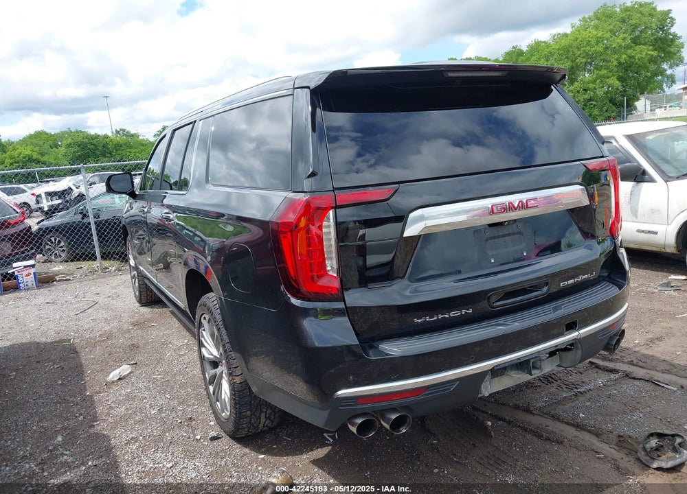 2021 GMC YUKON XL 4WD DENALI VIN: 1GKS2JKL2MR142534