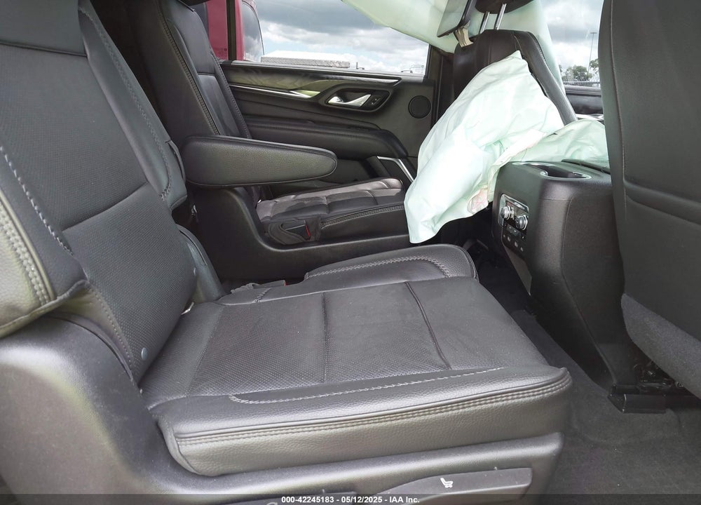 2021 GMC YUKON XL 4WD DENALI VIN: 1GKS2JKL2MR142534