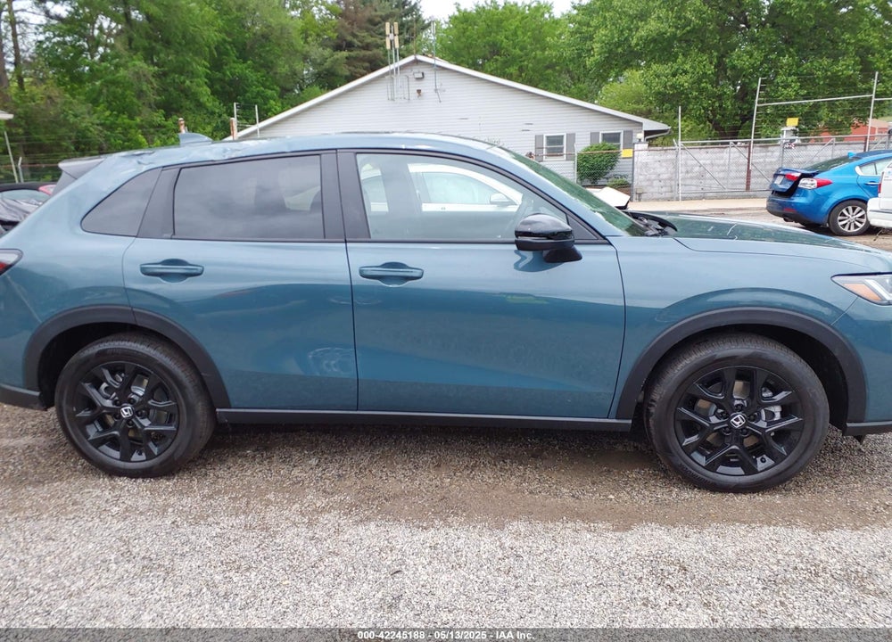 2025 HONDA HR-V VIN: 3CZRZ2H55SM786767