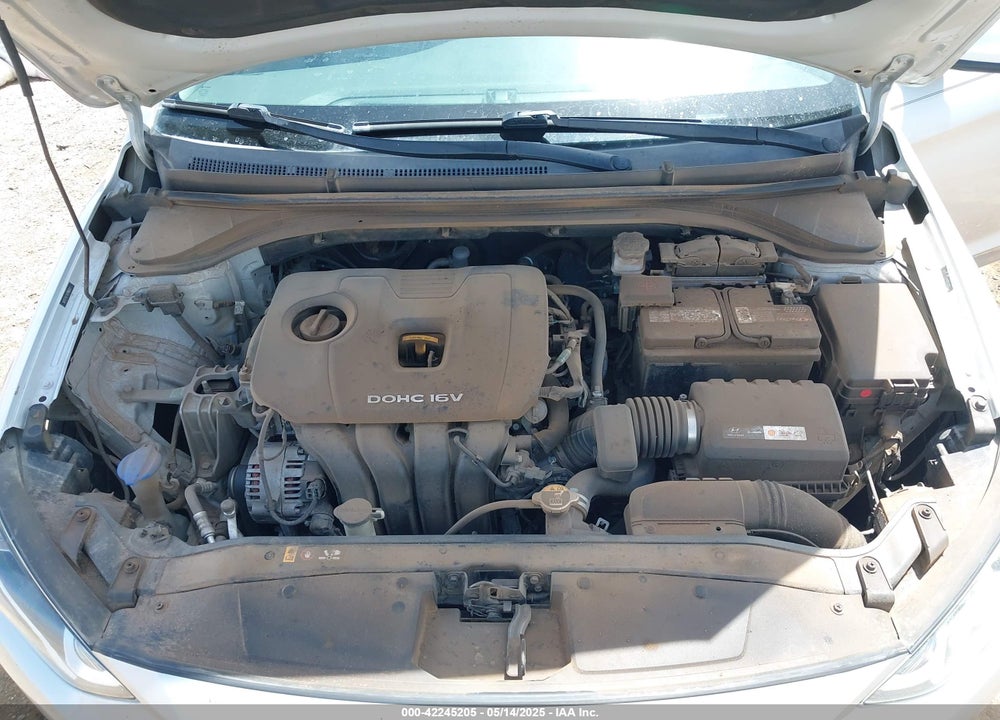 2017 HYUNDAI ELANTRA VIN: 5NPD74LFXHH162821