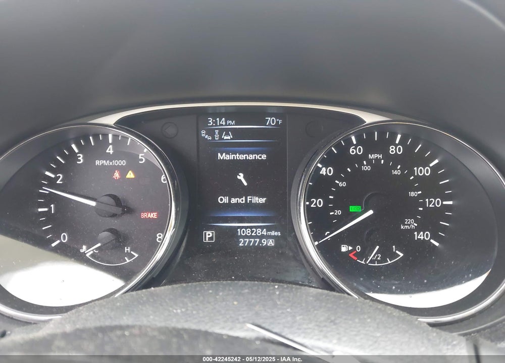 2015 NISSAN ROGUE SL VIN: 5N1AT2MT3FC852227