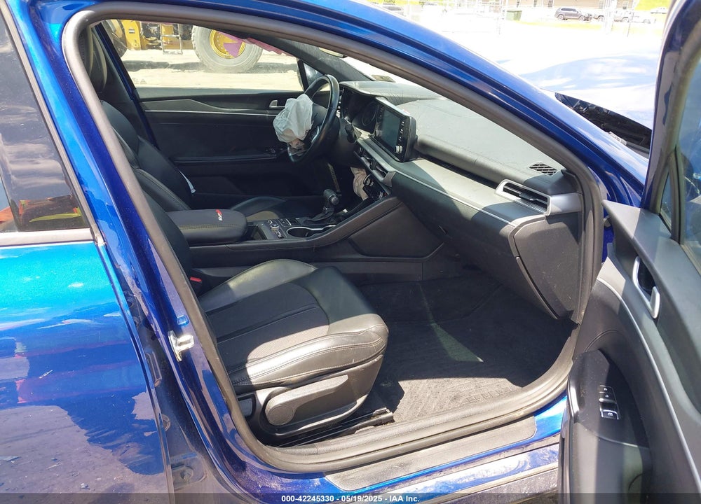 2021 KIA K5 VIN: 5XXG64J27MG061130