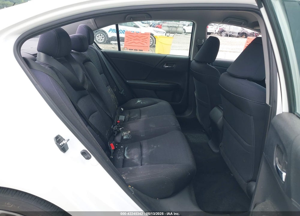2015 HONDA ACCORD VIN: 1HGCR2F5XFA176513