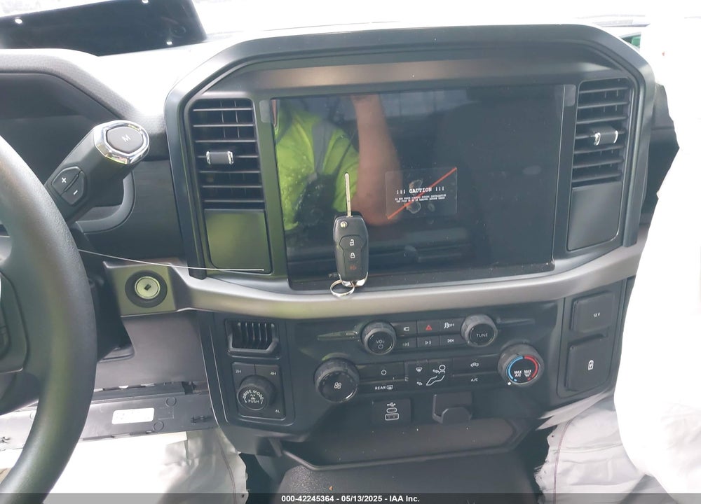 2025 FORD F-150 VIN: 1FTMF1L5XSKD17739