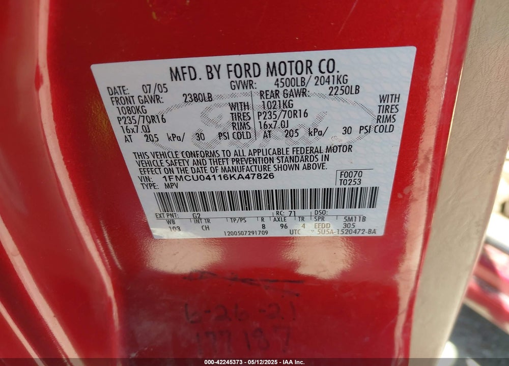 2006 FORD ESCAPE VIN: 1FMCU04116KA47826