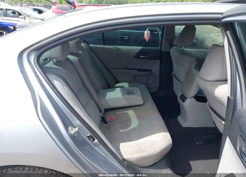 2017 HONDA ACCORD VIN: 1HGCR2F76HA033997