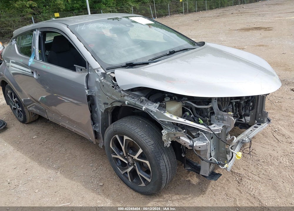 2018 TOYOTA C-HR VIN: NMTKHMBX2JR048082