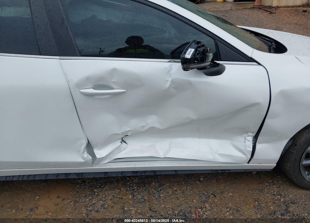 2019 MAZDA 3 VIN: JM1BPAJM9K1135163
