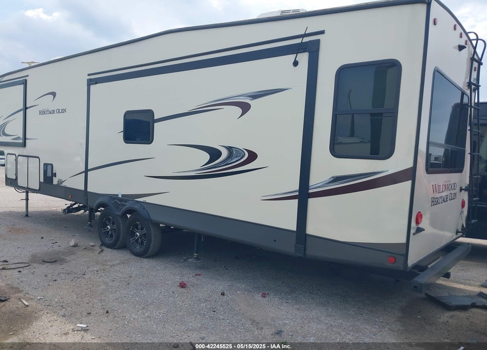 2020 FOREST RIVER HERITAGE GLEN WILDWOOD M-338BAR VIN: 4X4FWBK28LV703642