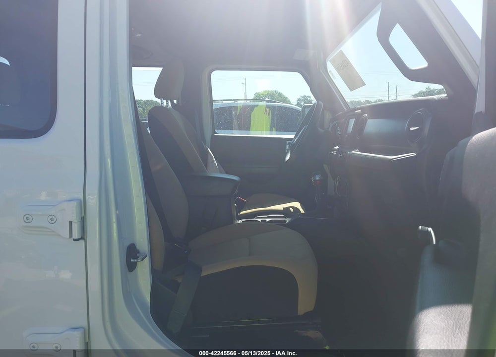 2021 JEEP GLADIATOR VIN: 1C6HJTAG7ML623561