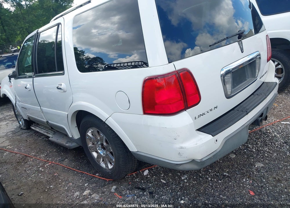 2004 LINCOLN NAVIGATOR VIN: 5LMFU27R24LJ31247