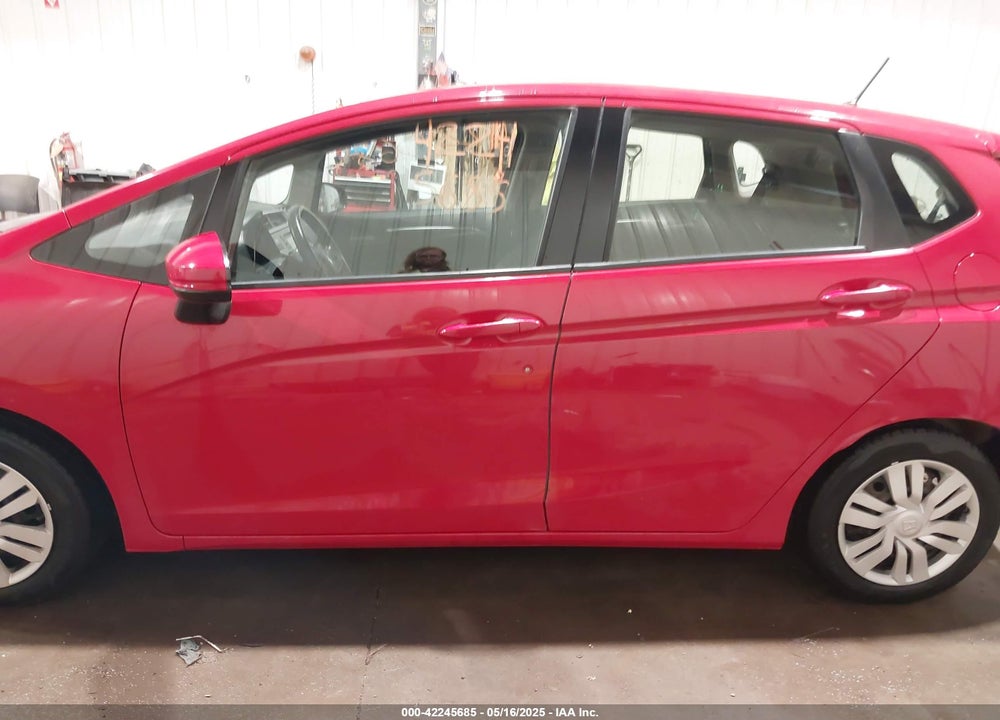 2016 HONDA FIT VIN: JHMGK5H54GX013100