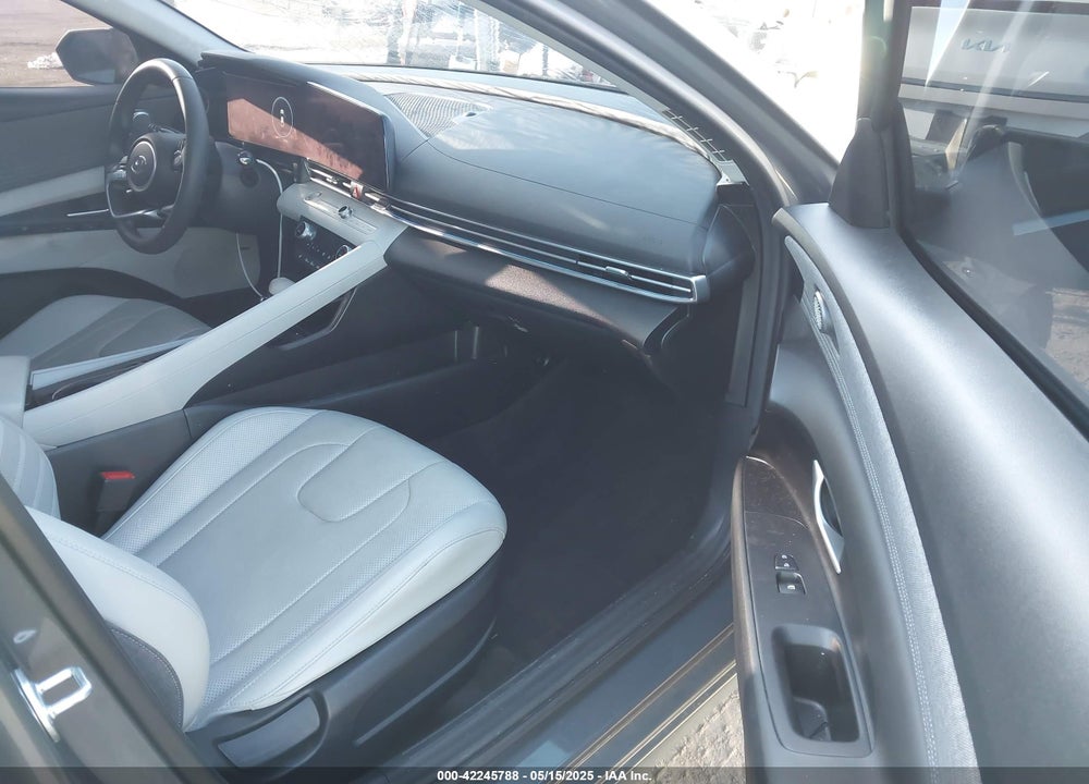 2023 HYUNDAI ELANTRA VIN: KMHLP4AG1PU561916