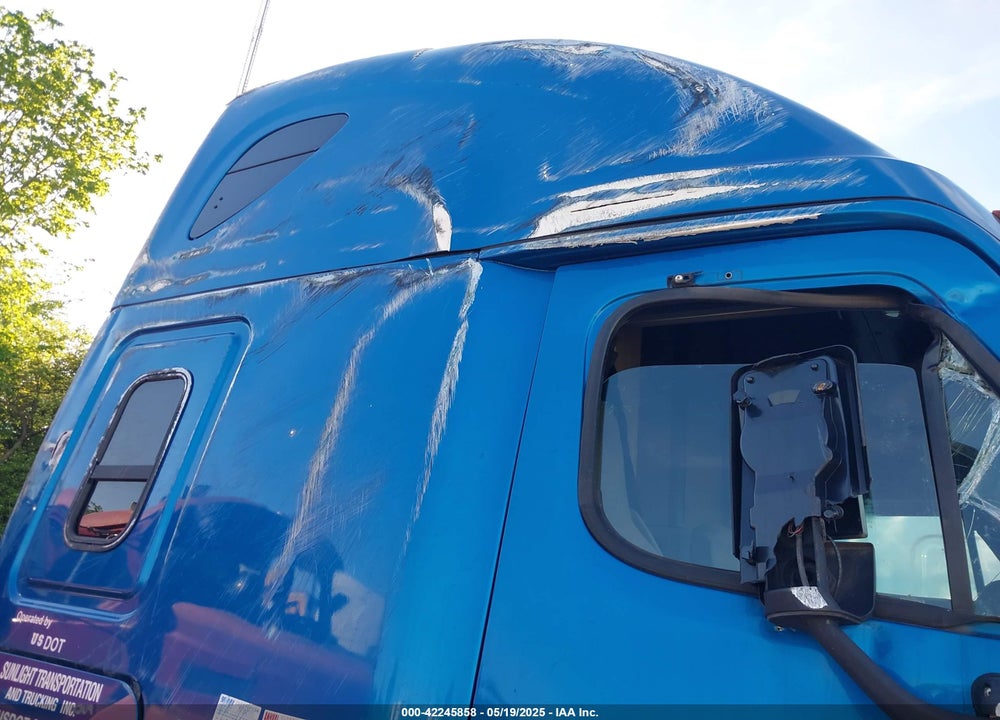 2017 FREIGHTLINER CASCADIA 125 VIN: 3AKJGLDR9HSHP1075