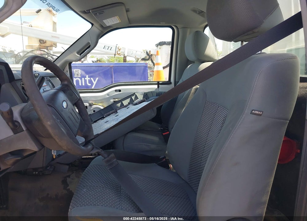2013 FORD F-450 CHASSIS XL VIN: 1FDUF4GY2DEB14525