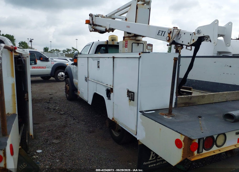 2013 FORD F-450 CHASSIS XL VIN: 1FDUF4GY2DEB14525