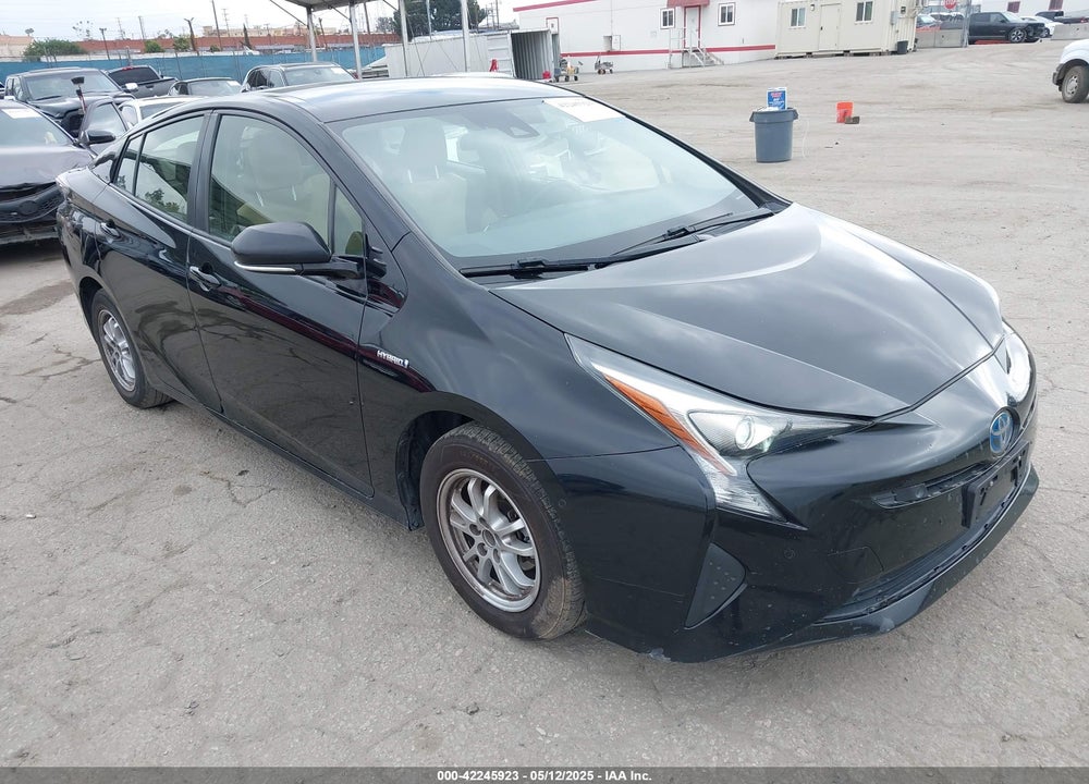 2018 TOYOTA PRIUS VIN: JTDKARFU7J3552406