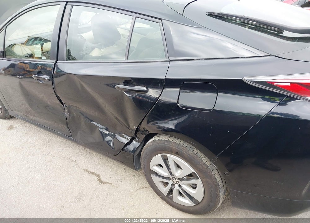 2018 TOYOTA PRIUS VIN: JTDKARFU7J3552406
