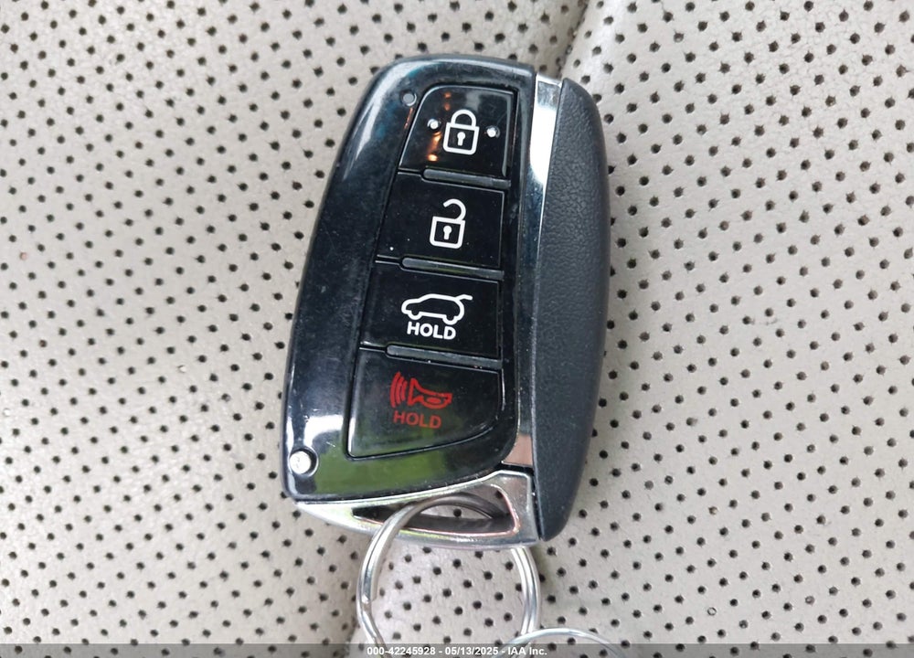 2017 HYUNDAI SANTA FE SPORT VIN: 5NMZU3LB6HH044137