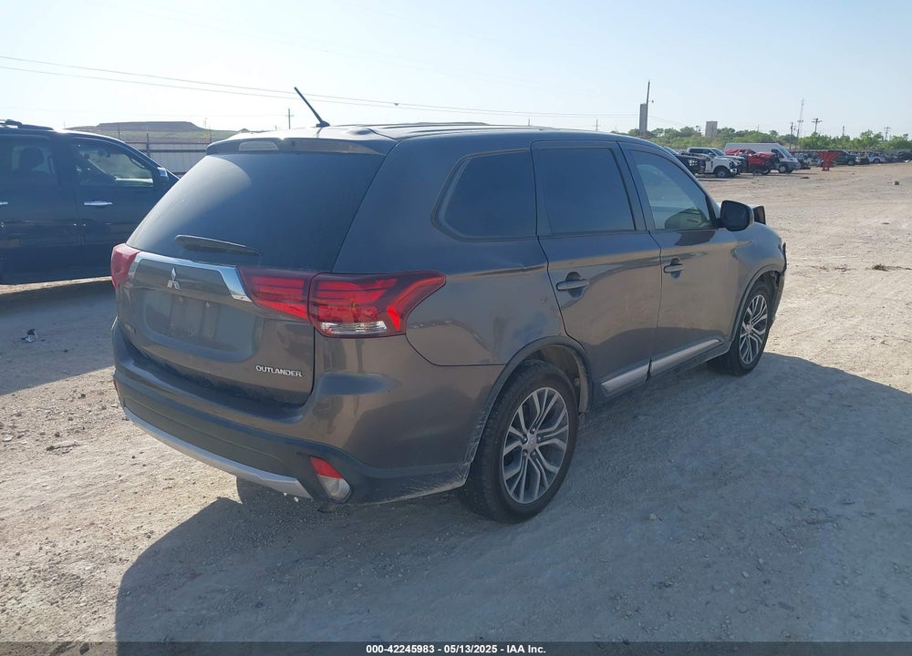 2016 MITSUBISHI OUTLANDER VIN: JA4AD2A32GZ050606