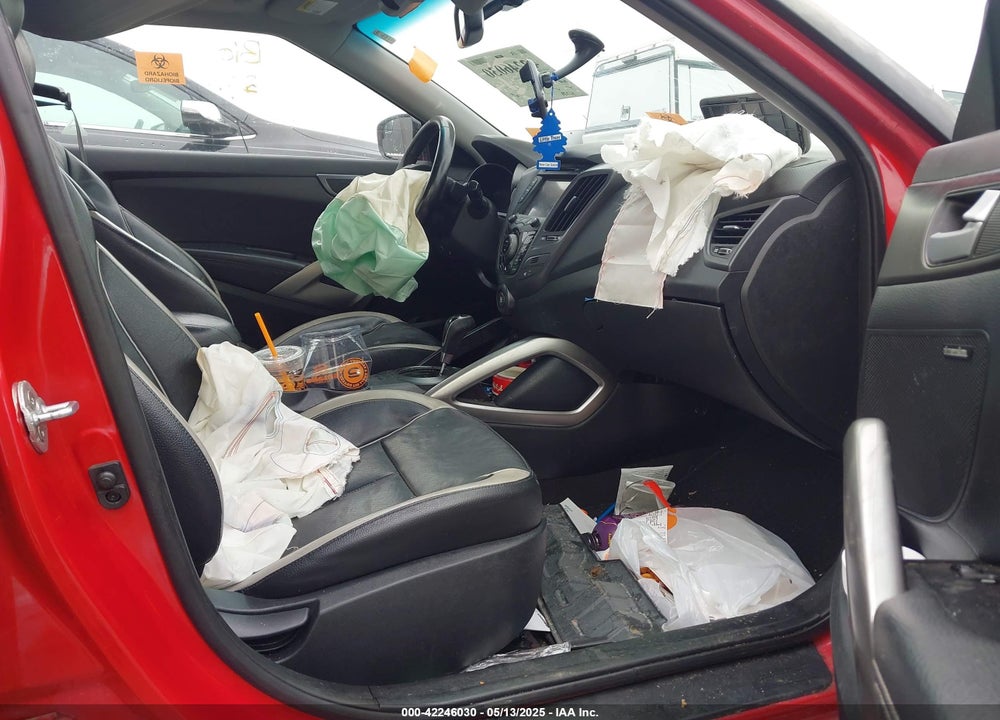 2015 HYUNDAI VELOSTER VIN: KMHTC6AE0FU232080