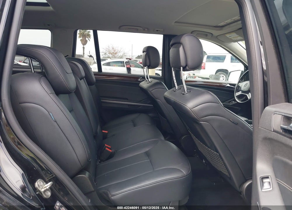 2011 MERCEDES-BENZ GL 450 4MATIC VIN: 4JGBF7BE5BA753833