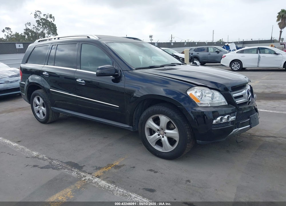 2011 MERCEDES-BENZ GL 450 4MATIC VIN: 4JGBF7BE5BA753833