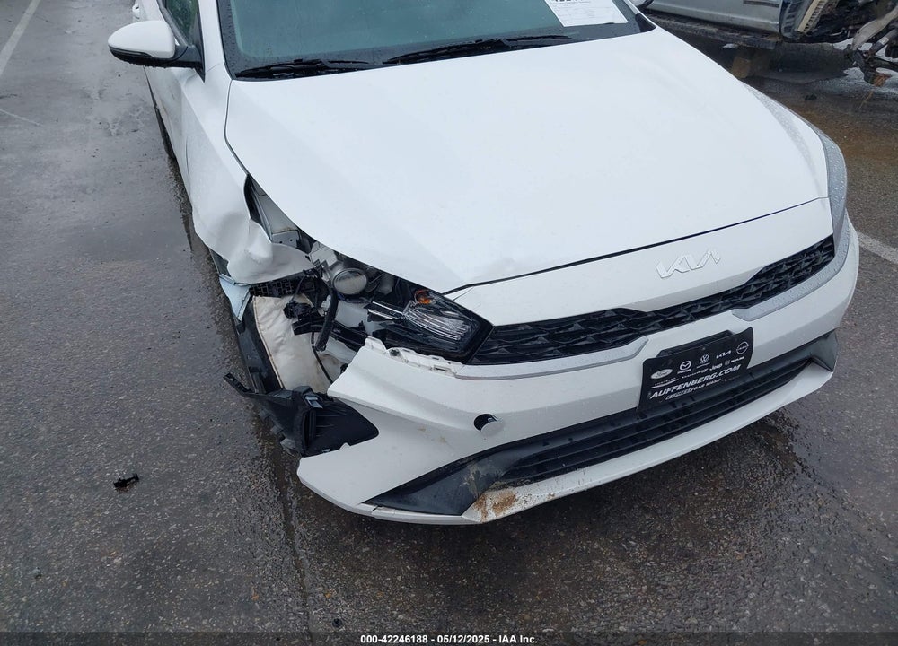 2024 KIA FORTE VIN: 3KPF24AD5RE738460
