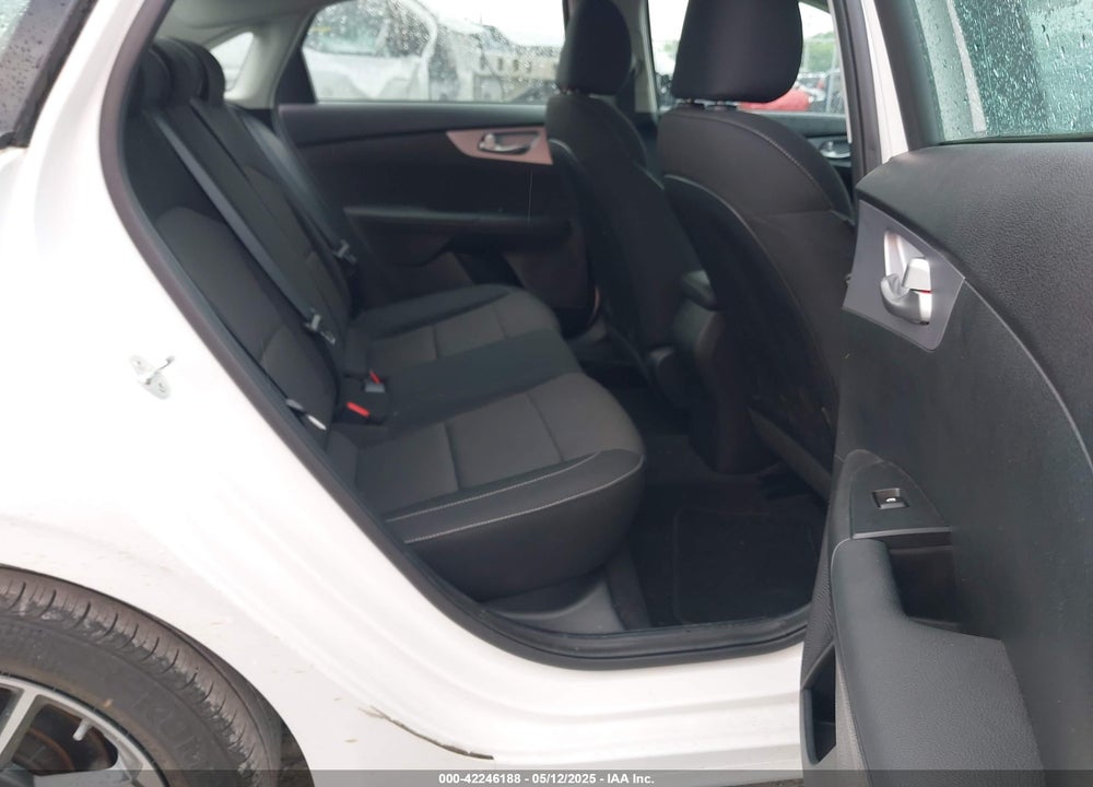 2024 KIA FORTE VIN: 3KPF24AD5RE738460