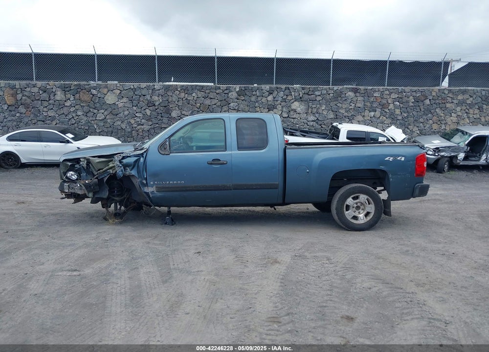 2007 CHEVROLET SILVERADO 1500 VIN: 2GCEK19J571718286