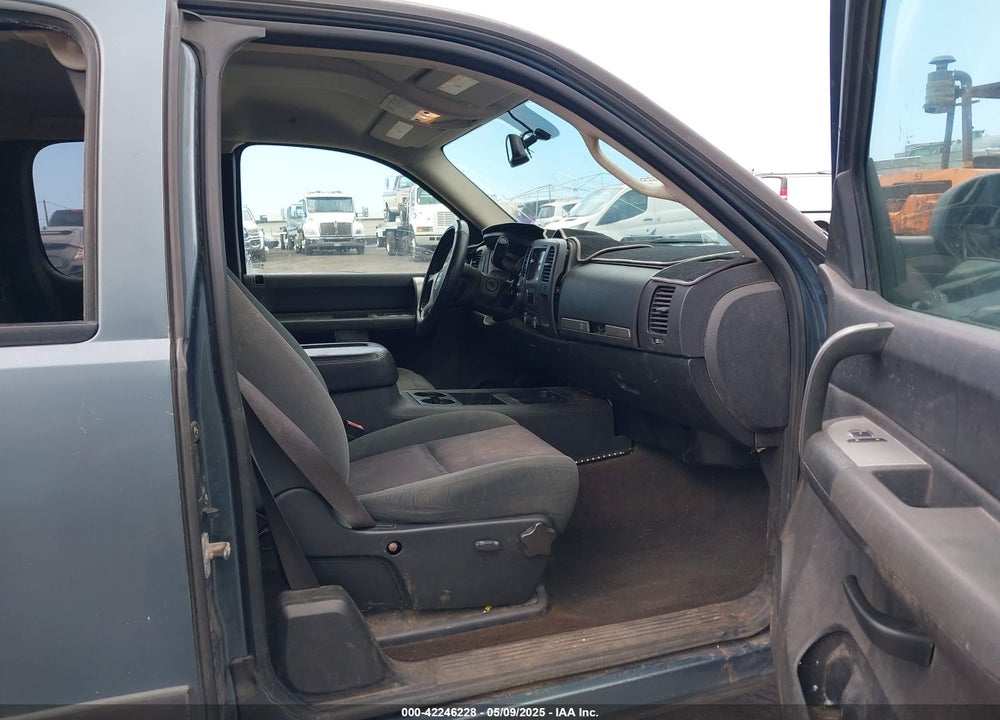 2007 CHEVROLET SILVERADO 1500 VIN: 2GCEK19J571718286