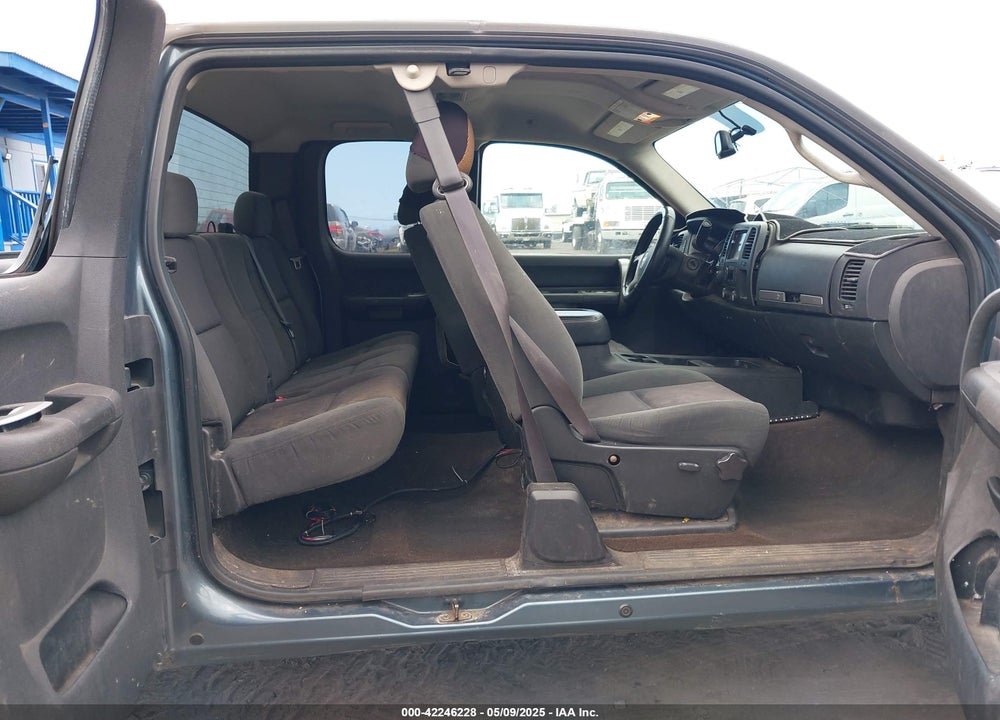 2007 CHEVROLET SILVERADO 1500 VIN: 2GCEK19J571718286